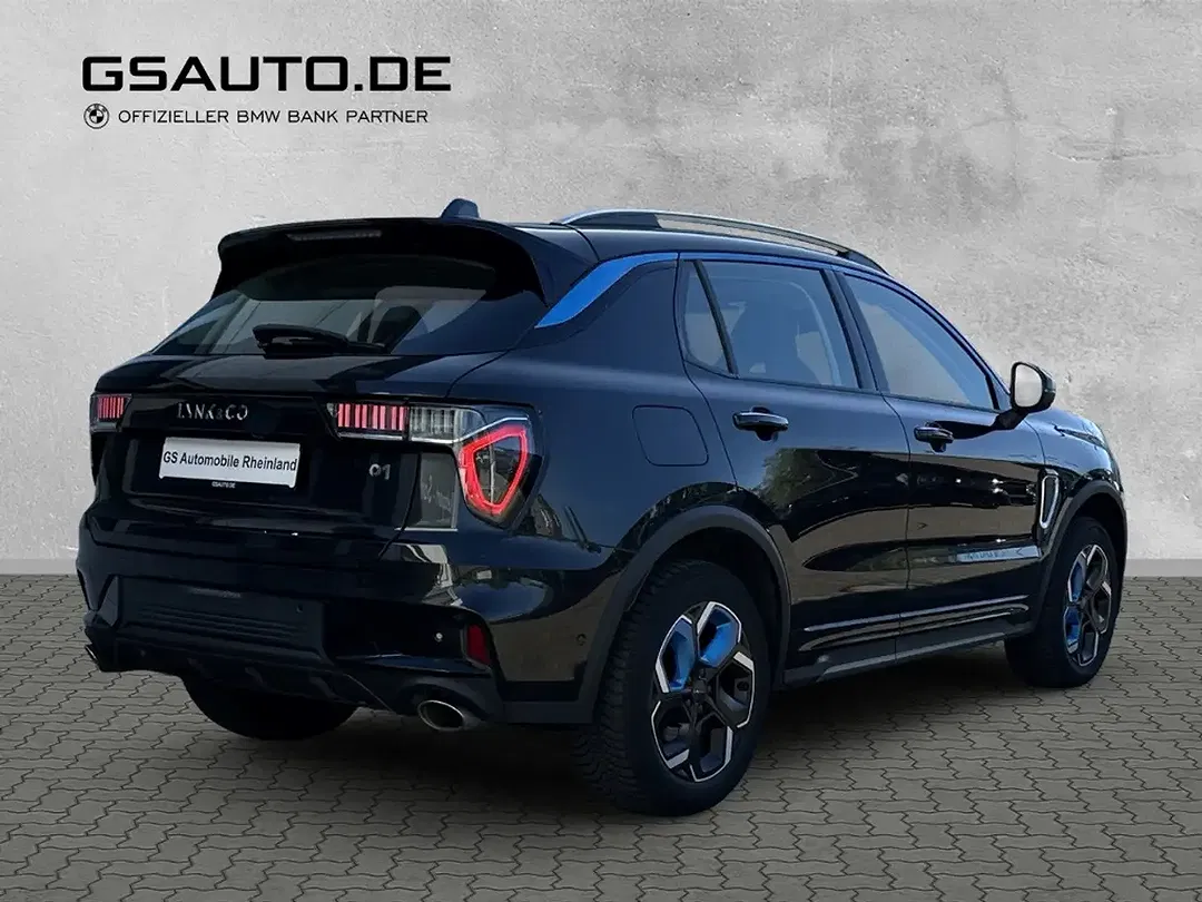 Lynk & Co 01 - Thumbnail 5