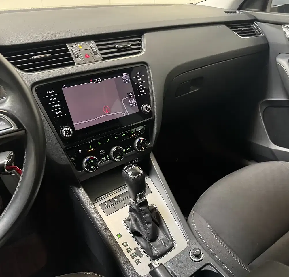 Skoda Octavia - Thumbnail 12