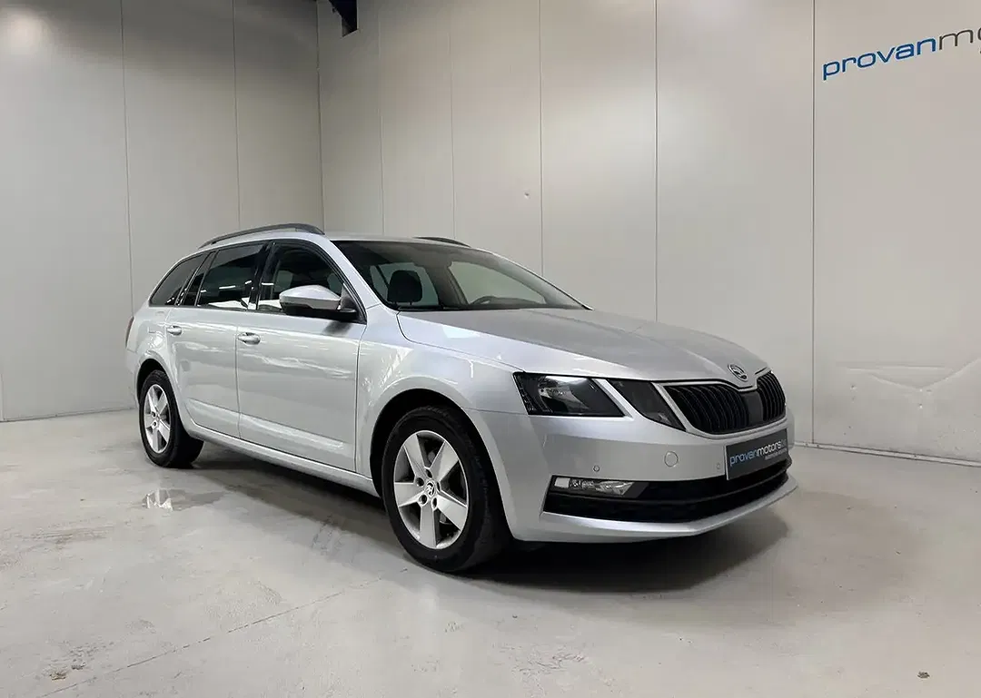 Skoda Octavia - Thumbnail 5