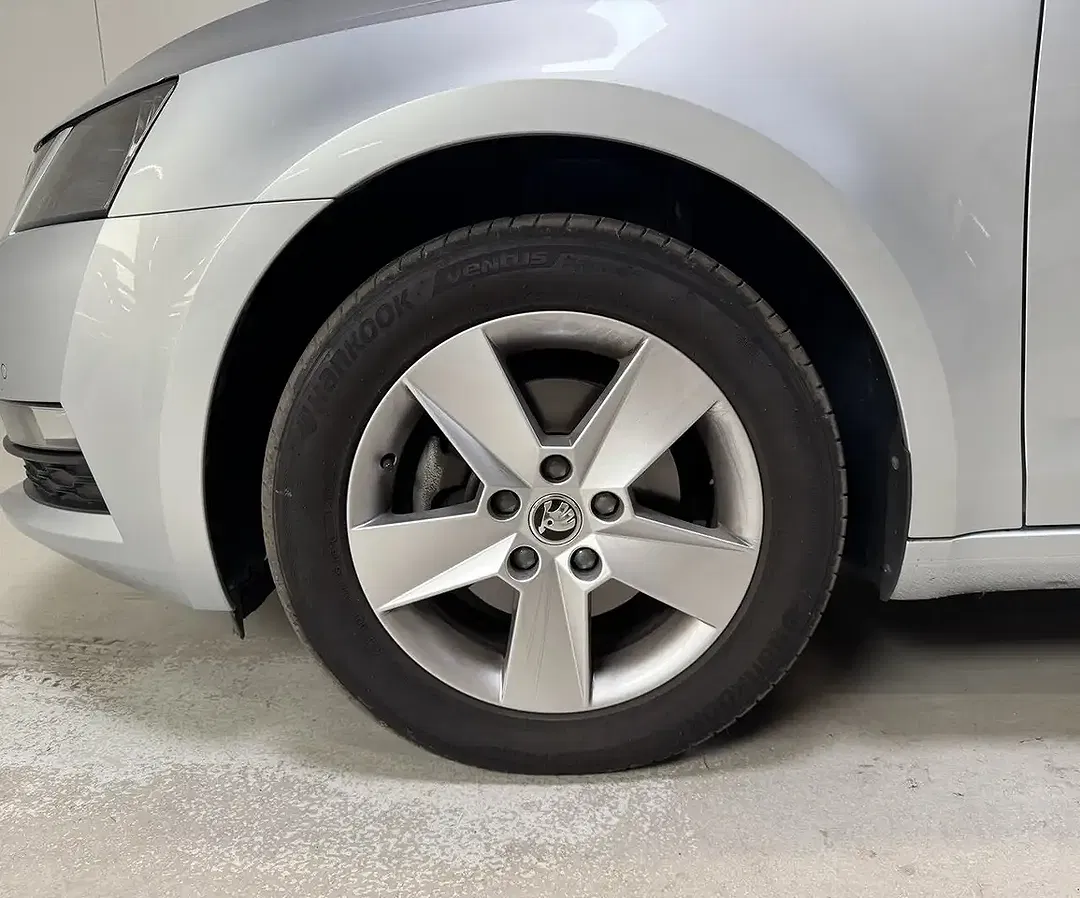 Skoda Octavia - Thumbnail 7