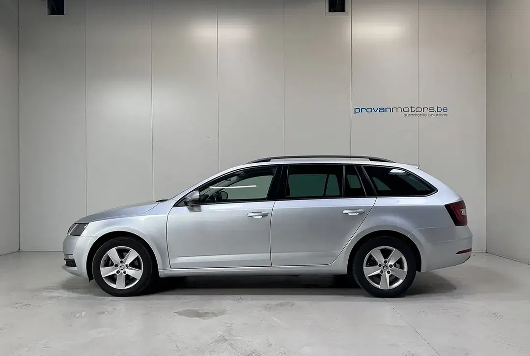 Skoda Octavia - Thumbnail 8