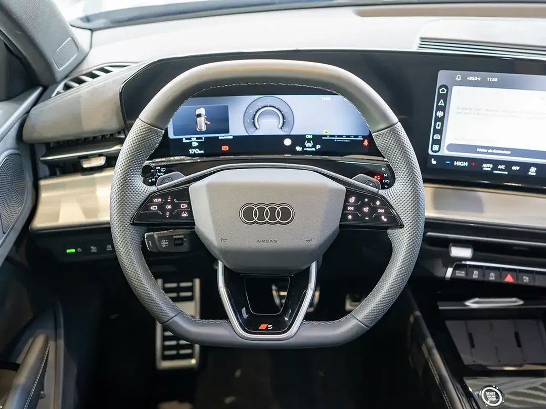 Audi Q3 - Thumbnail 8