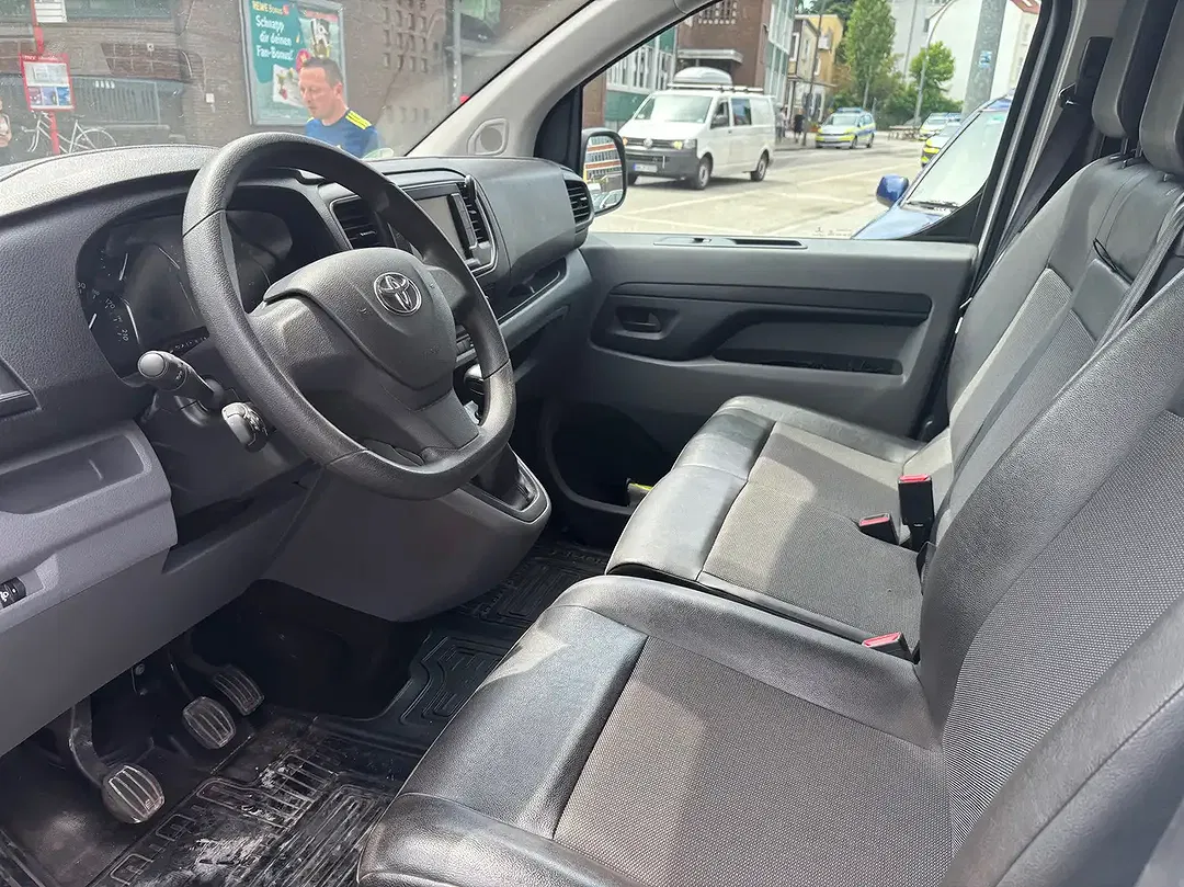 Toyota Proace - Thumbnail 9