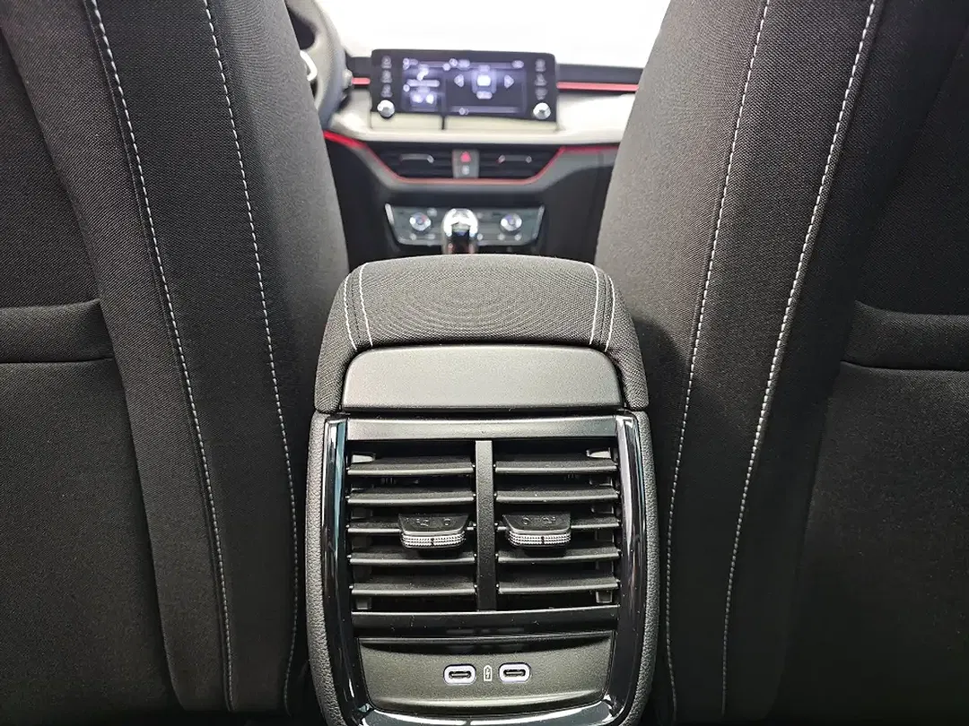 Skoda Scala - Thumbnail 11