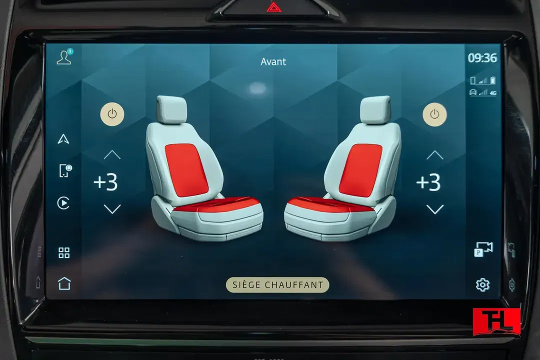 Jaguar E-Pace - Thumbnail 13