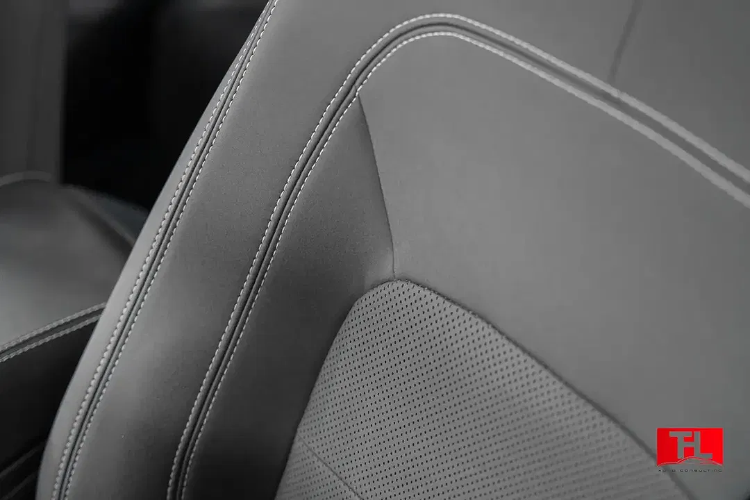 Jaguar E-Pace - Thumbnail 14