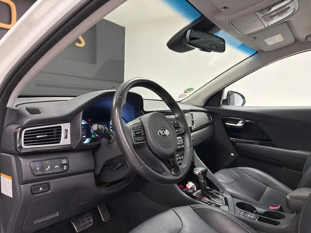 Kia Niro - Thumbnail 14