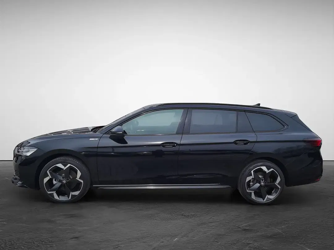 Skoda Superb - Thumbnail 3