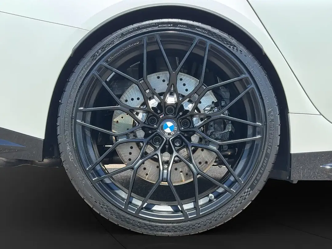 BMW M3 - Thumbnail 11
