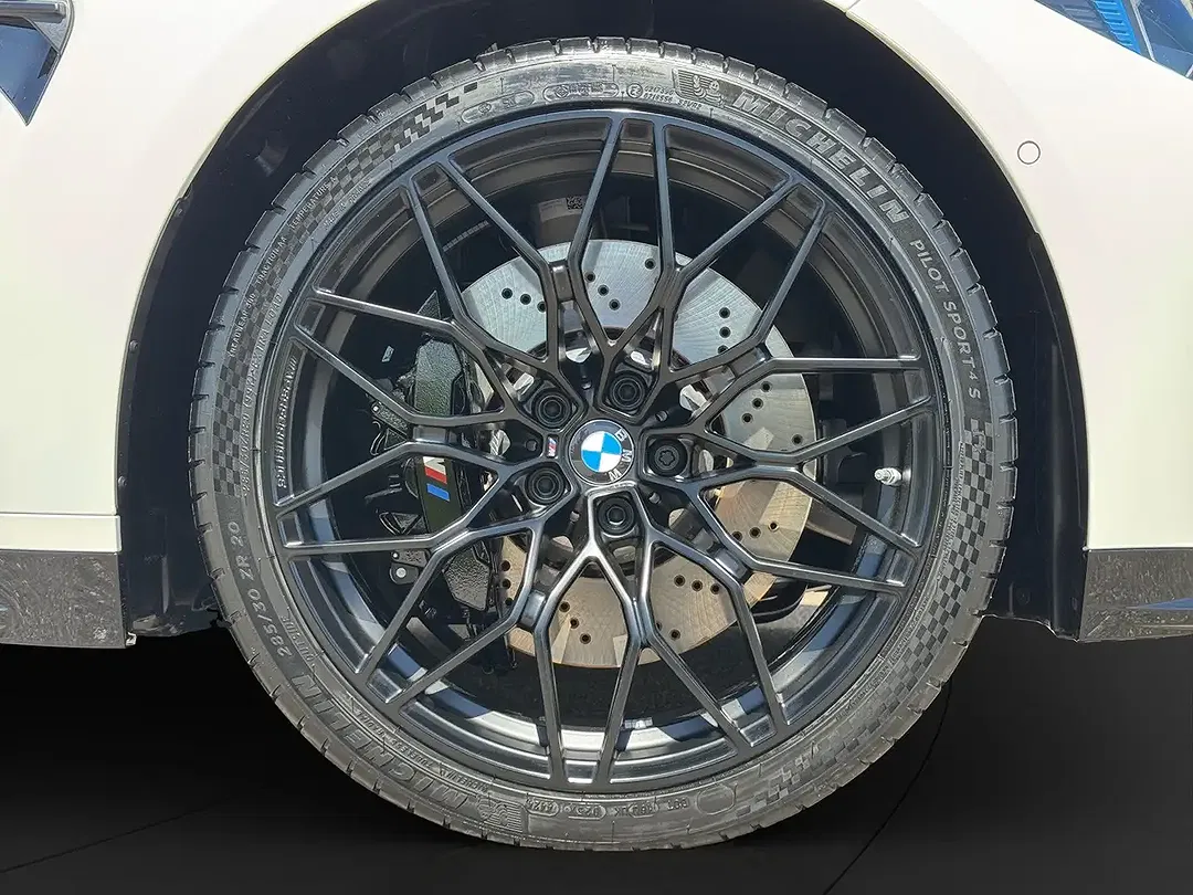 BMW M3 - Thumbnail 12