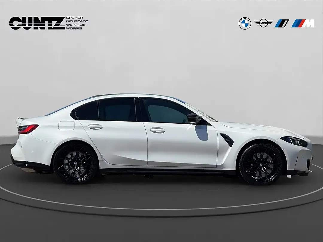 BMW M3 - Thumbnail 4