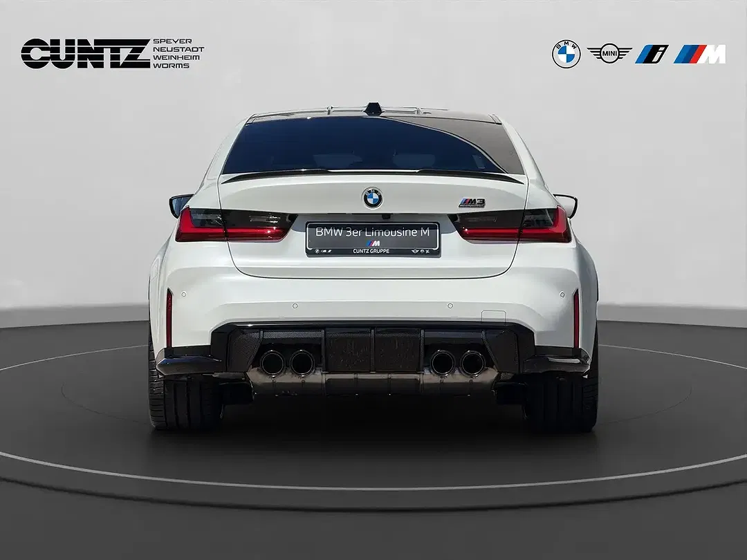 BMW M3 - Thumbnail 6