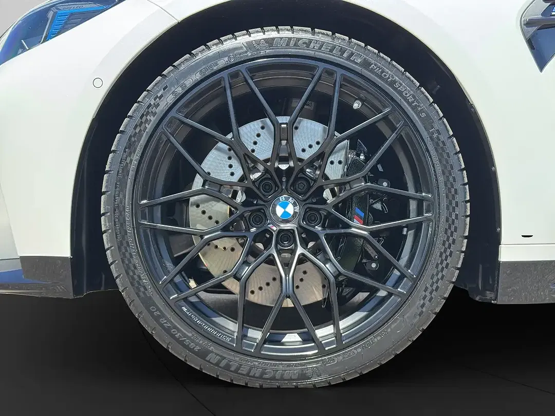 BMW M3 - Thumbnail 9