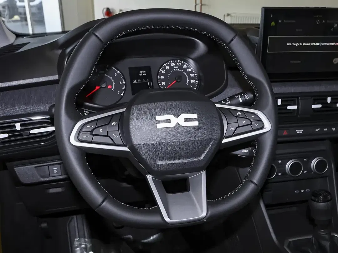 Dacia Sandero - Thumbnail 13