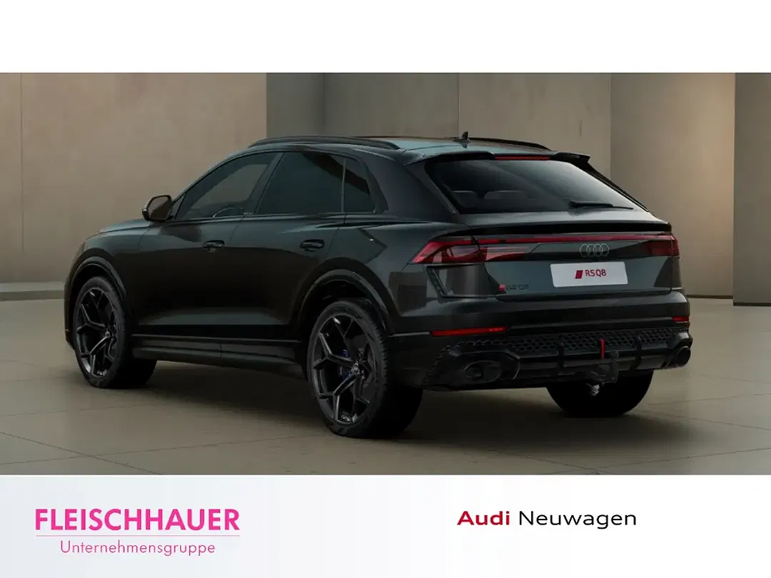 Audi RS Q8 - Thumbnail 2