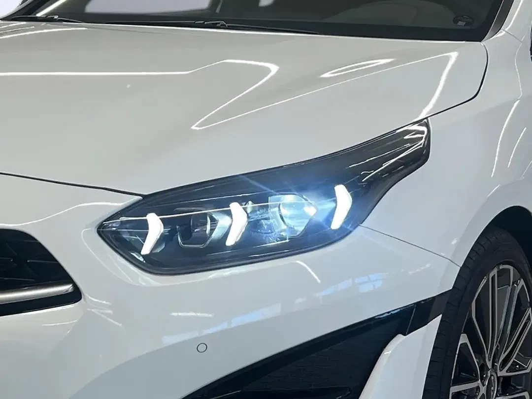 Kia Ceed SW / cee'd SW - Thumbnail 5