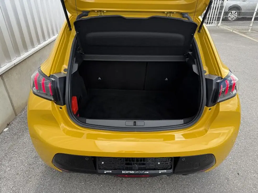 Peugeot 208 - Thumbnail 12