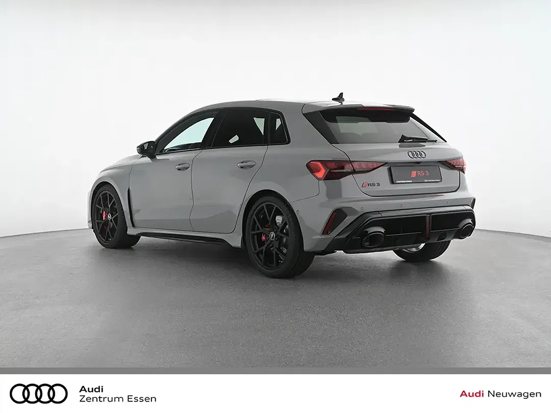 Audi RS3 - Thumbnail 2