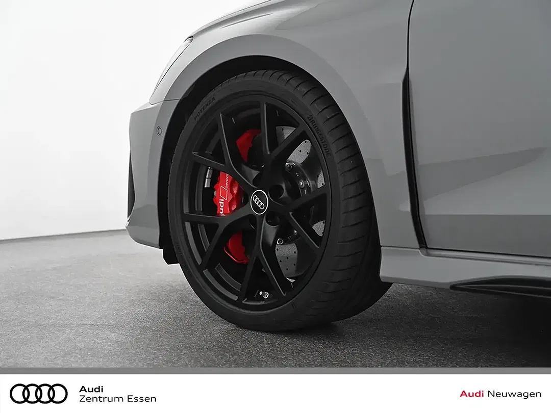 Audi RS3 - Thumbnail 5