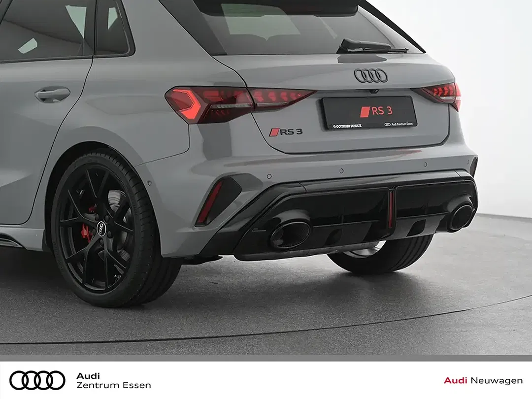 Audi RS3 - Thumbnail 6