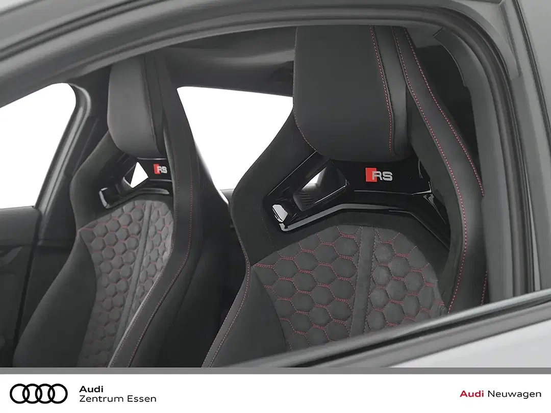 Audi RS3 - Thumbnail 9