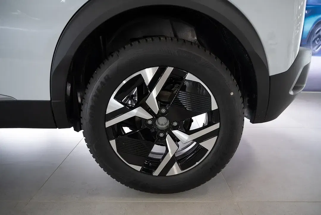 Peugeot 2008 - Thumbnail 15