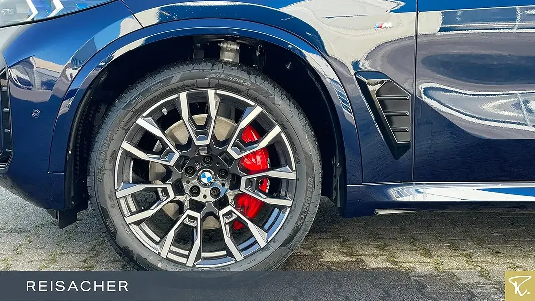 BMW X5 - Thumbnail 3