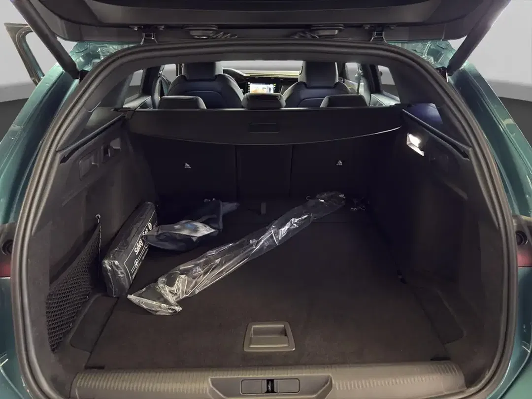 Peugeot 308 - Thumbnail 15