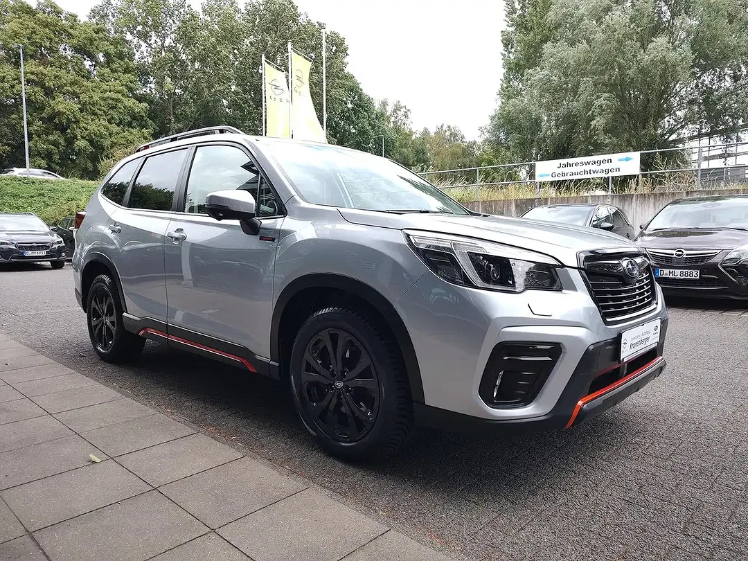 Subaru Forester - Thumbnail 3