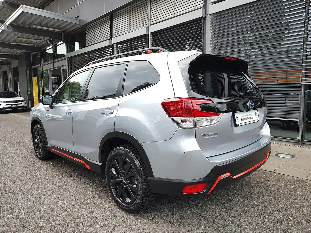 Subaru Forester - Thumbnail 6