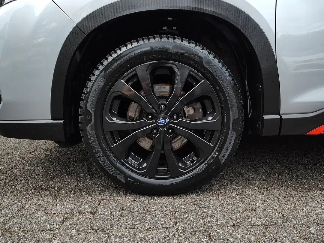 Subaru Forester - Thumbnail 9