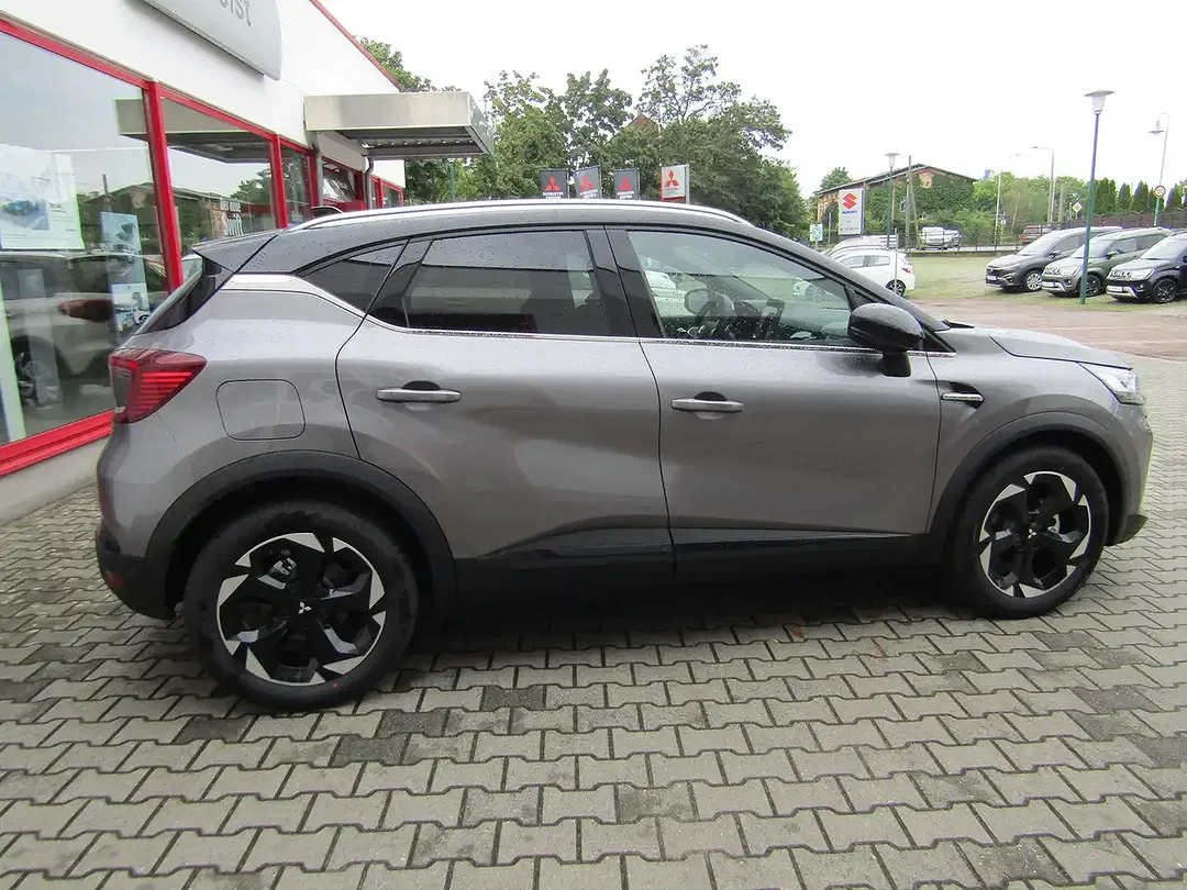 Mitsubishi ASX - Thumbnail 2