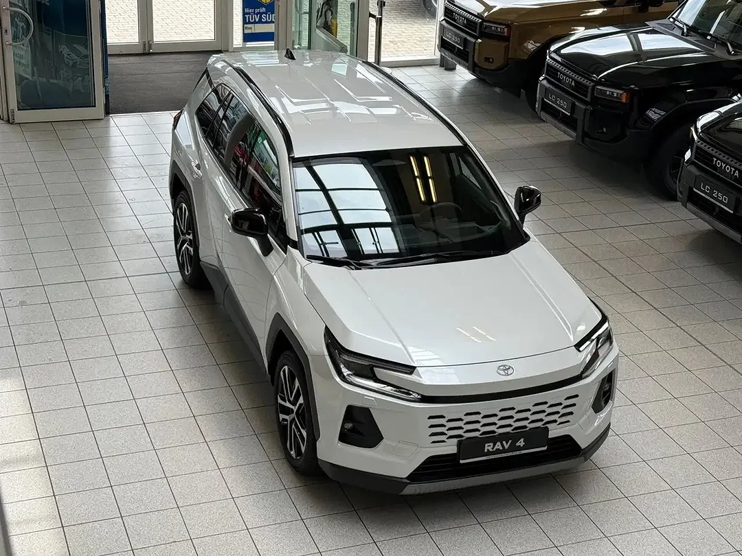Toyota RAV 4 - Afbeelding 1