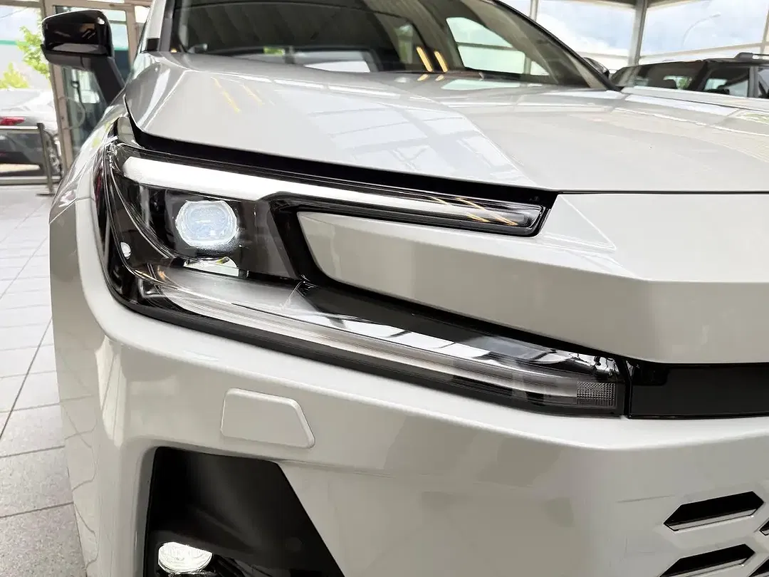 Toyota RAV 4 - Thumbnail 2