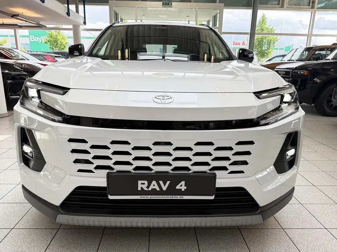 Toyota RAV 4 - Thumbnail 4