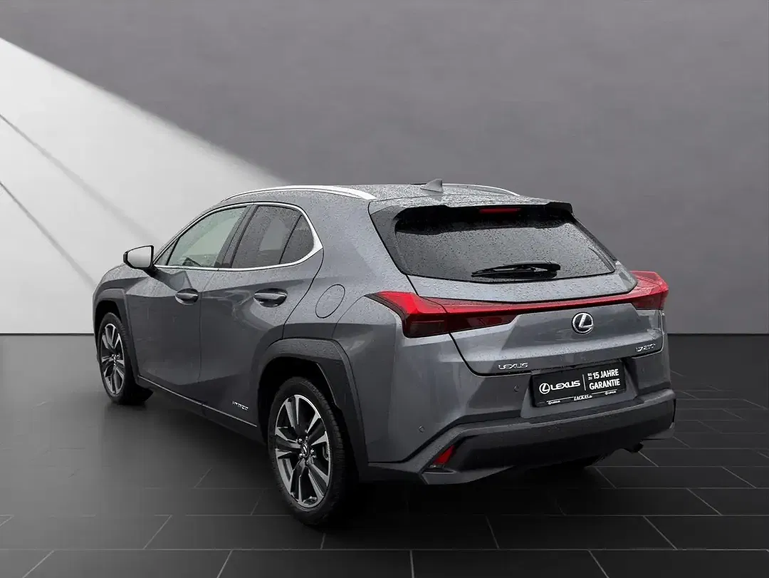 Lexus UX 250h - Thumbnail 3