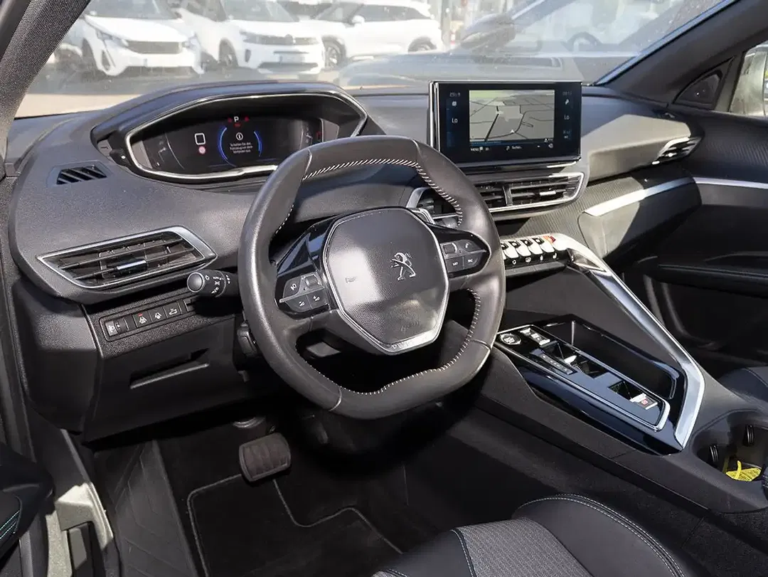 Peugeot 3008 - Thumbnail 4