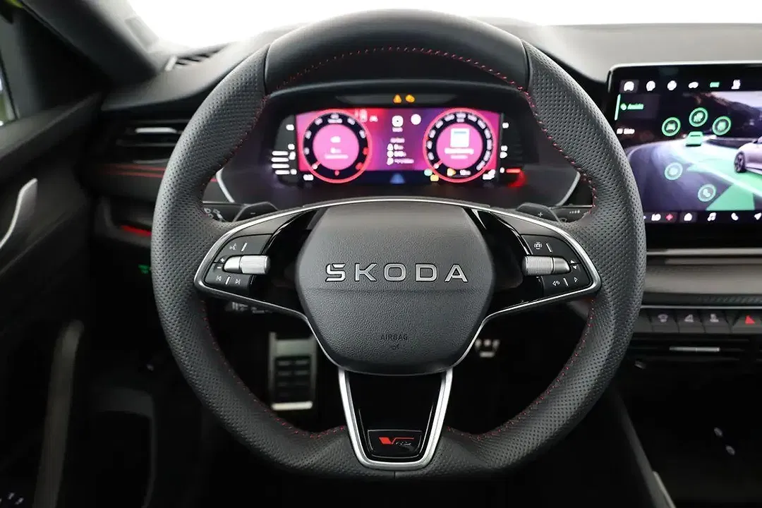 Skoda Octavia - Thumbnail 5