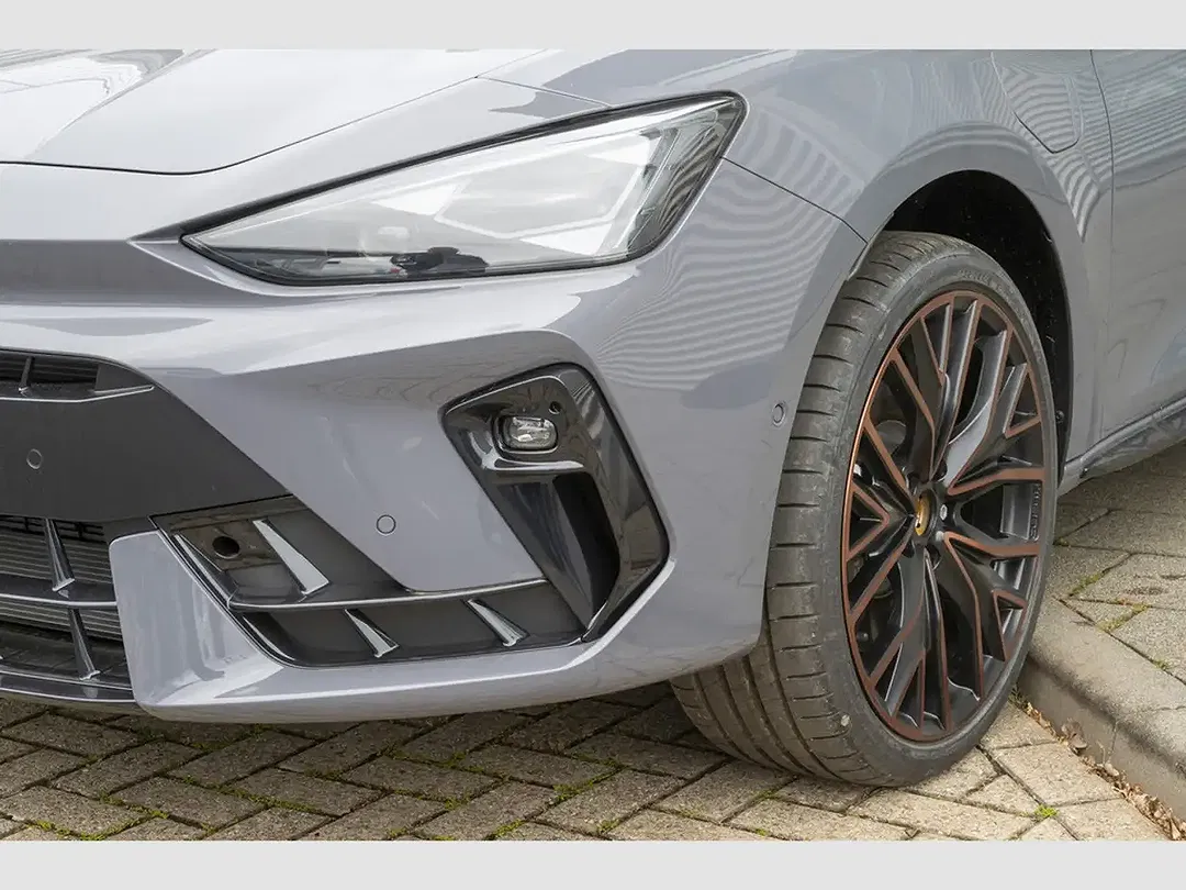 CUPRA Leon - Thumbnail 5