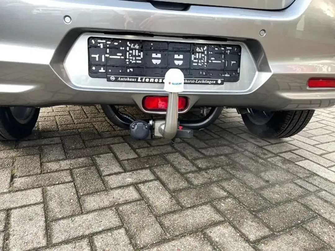 Suzuki Swift - Thumbnail 13