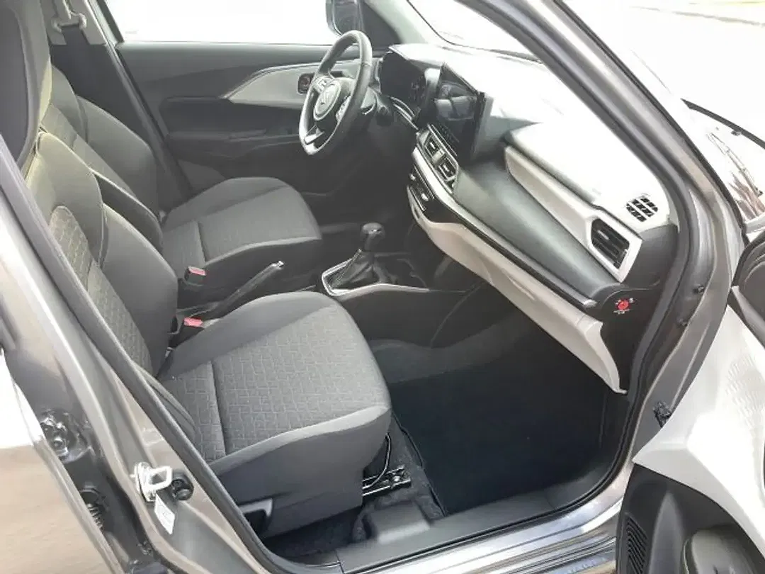 Suzuki Swift - Thumbnail 14