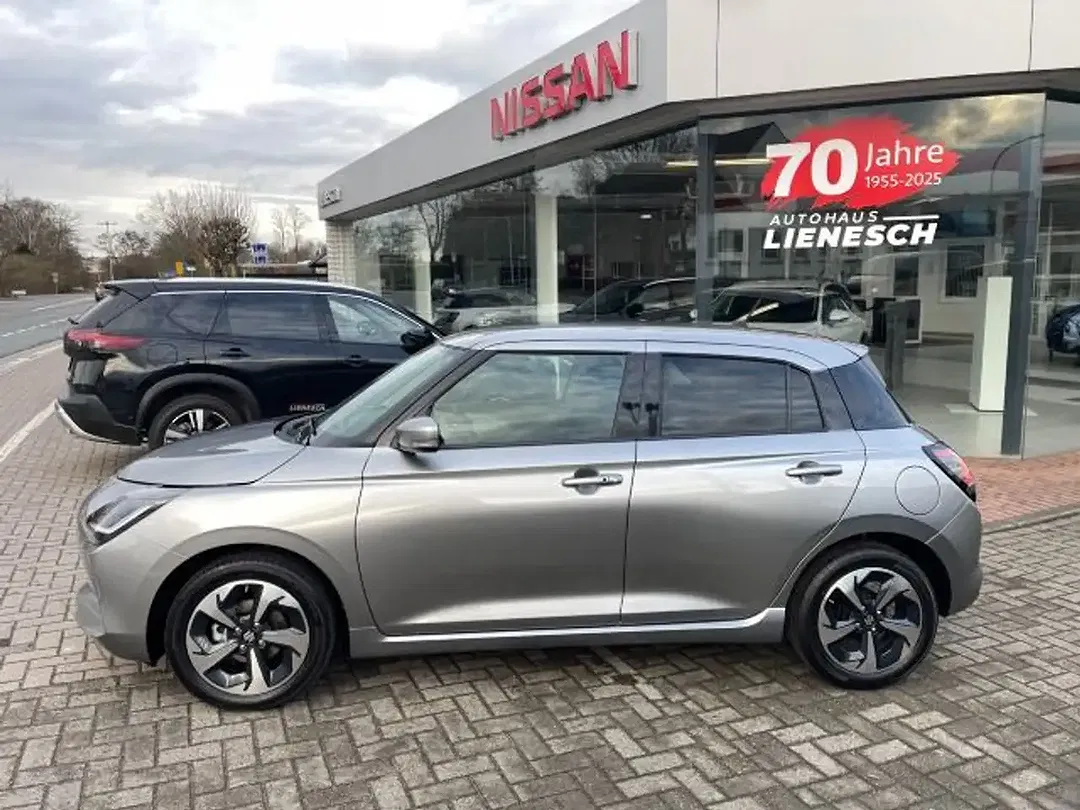 Suzuki Swift - Thumbnail 4