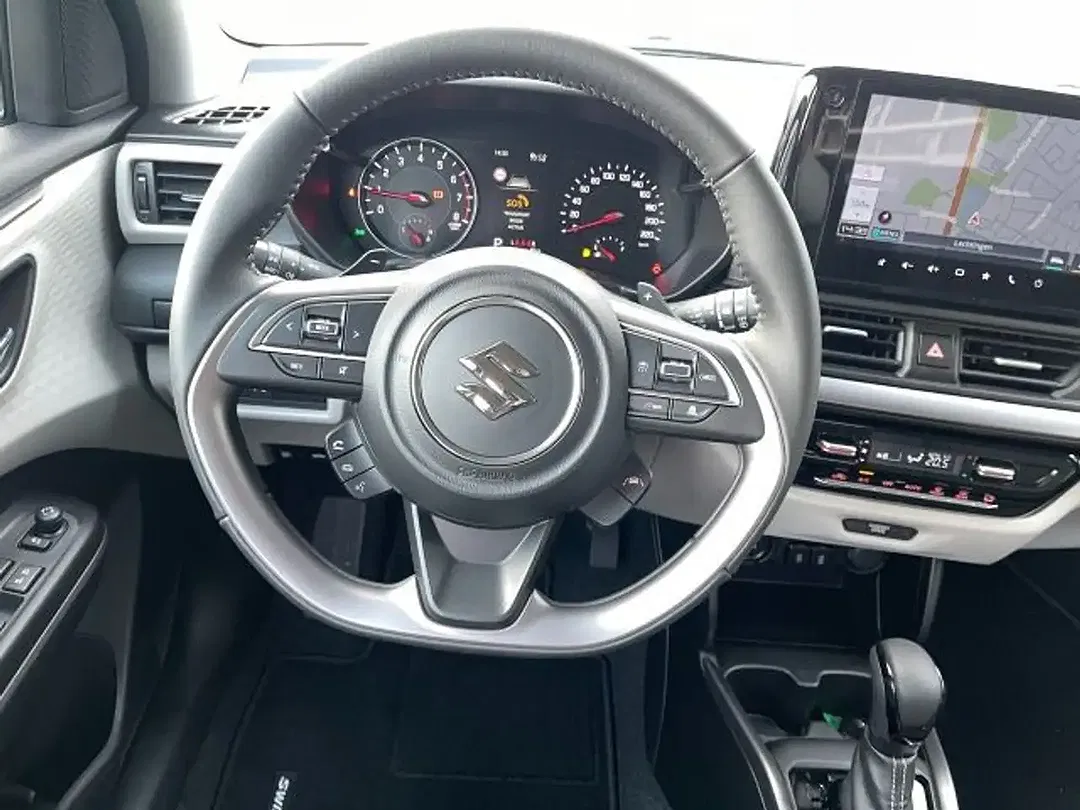 Suzuki Swift - Thumbnail 8