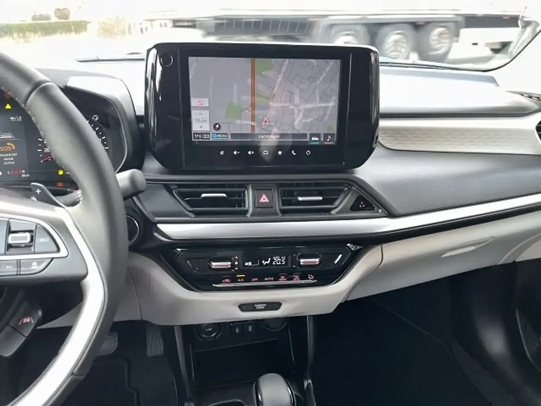 Suzuki Swift - Thumbnail 9