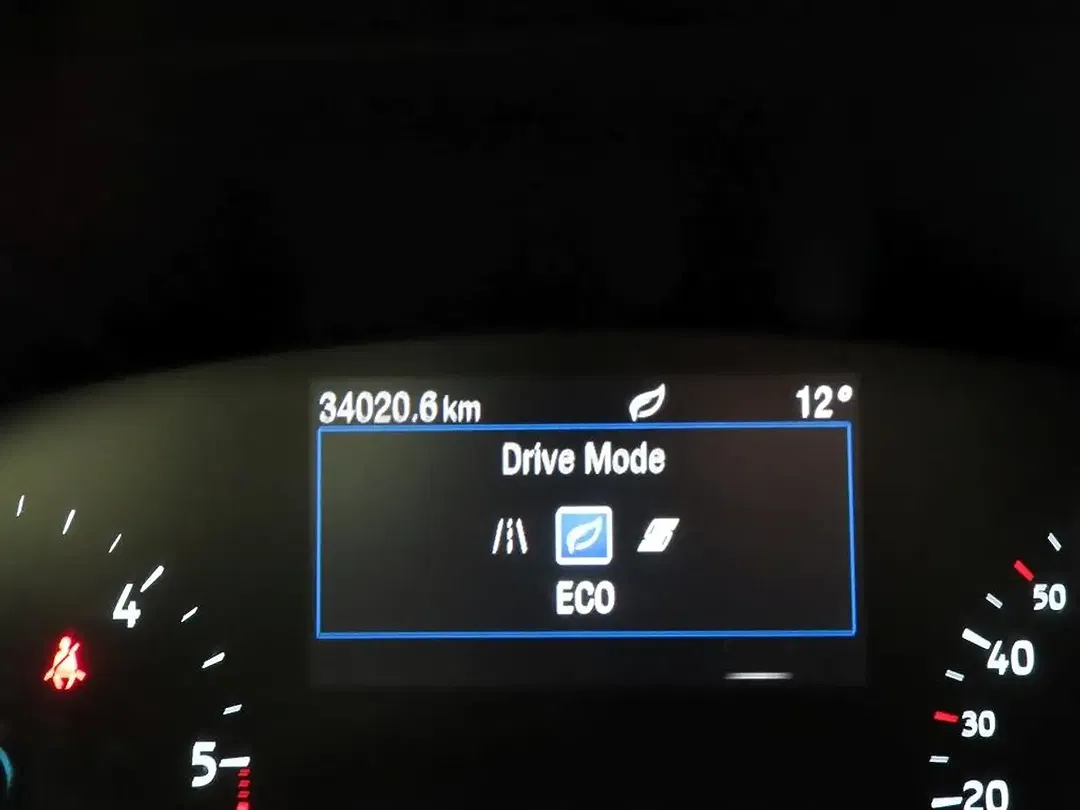 Ford Focus - Thumbnail 24