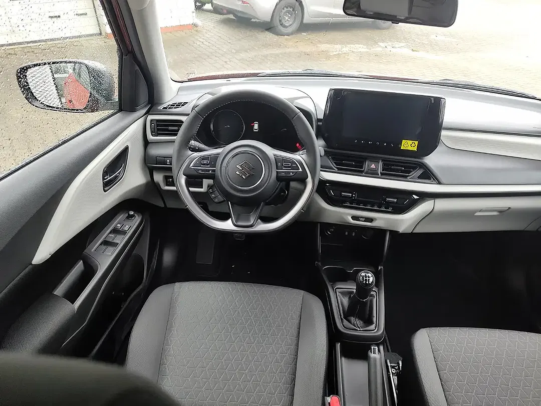 Suzuki Swift - Thumbnail 6