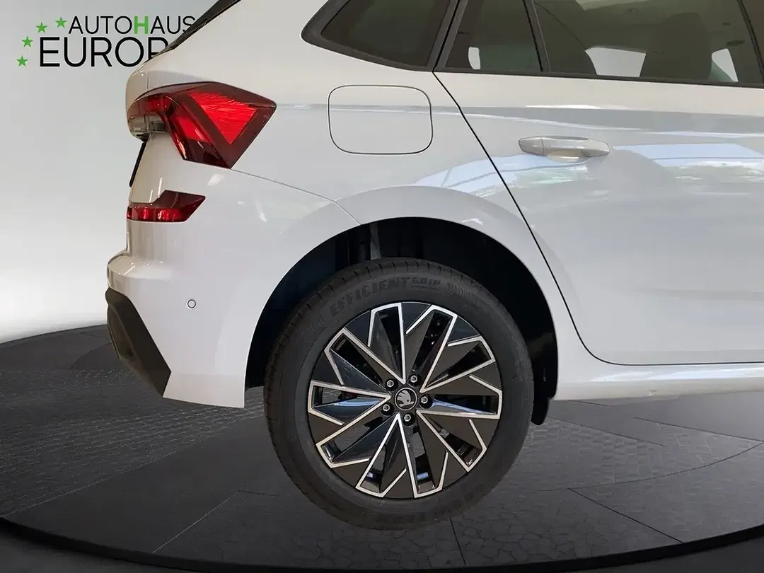 Skoda Kamiq - Thumbnail 4