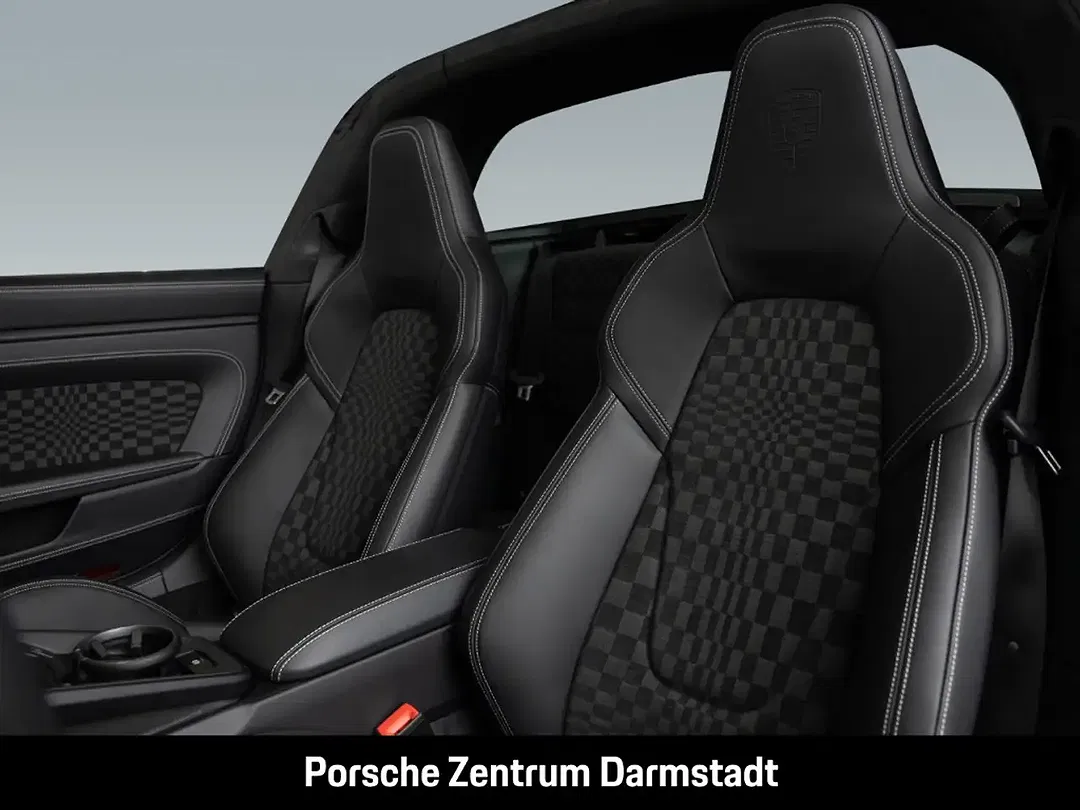 Porsche 992 - Thumbnail 5