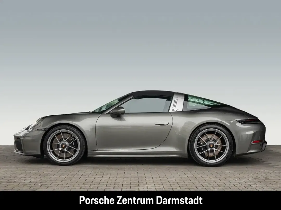 Porsche 992 - Thumbnail 9