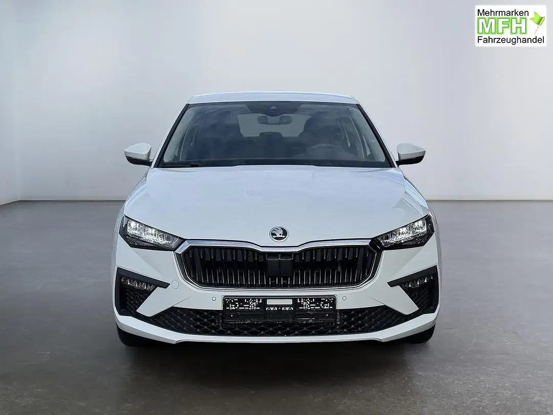 Skoda Scala - Thumbnail 2